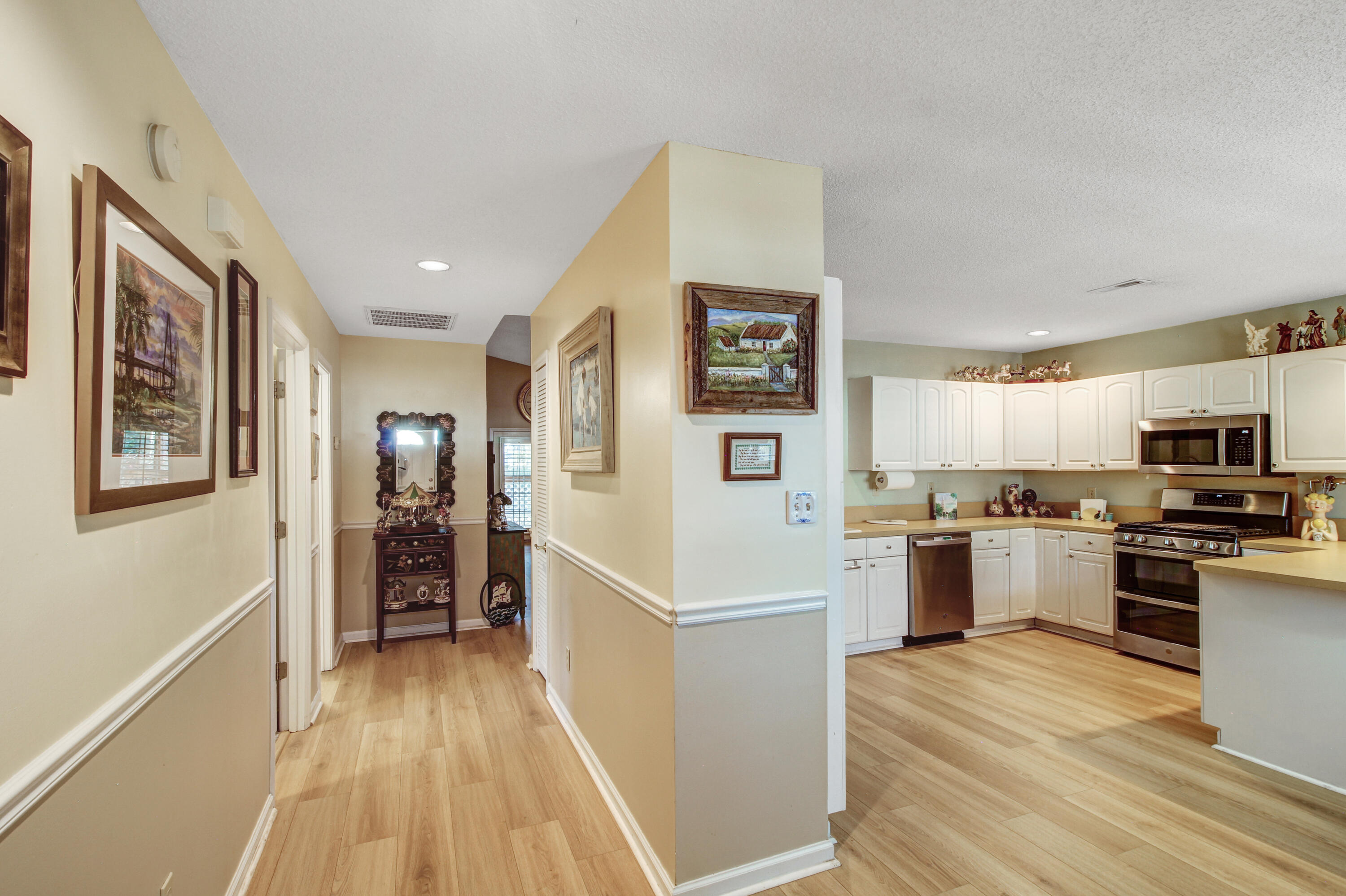 1411 River Front Drive