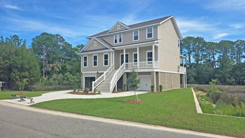 Photo of 4147 Victory Pointe Drive, Mount Pleasant, SC 29466 (MLS # 26021933)