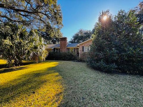 A home in Isle of Palms