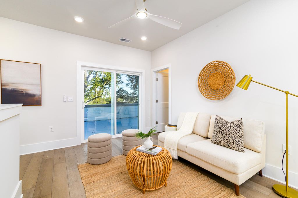 Photo of 1150 Valdosta St #404, North Charleston, SC 29405 (MLS # 26001105)