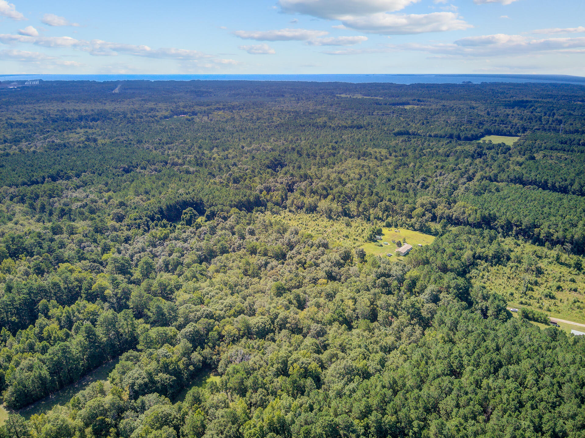 000 Eagle Ter Trail