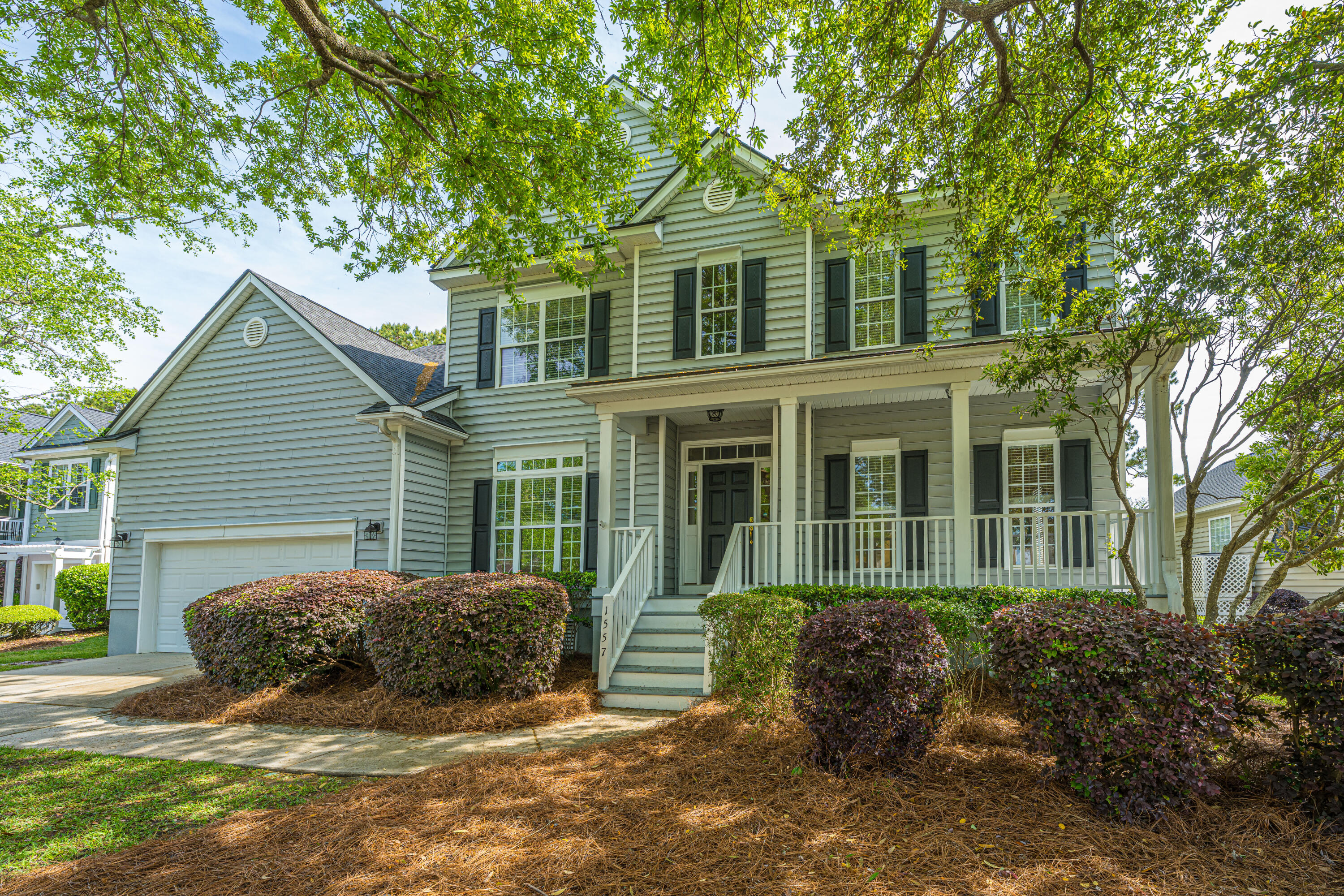 1557 Oakhurst Drive