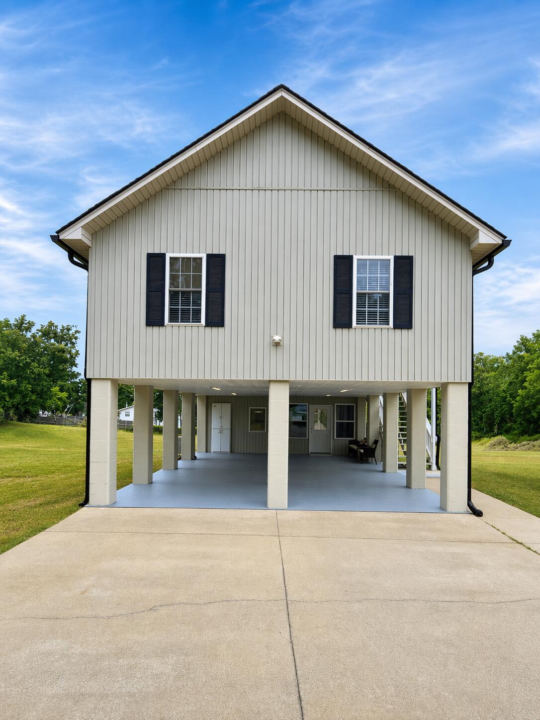 1176 Lesesne Drive