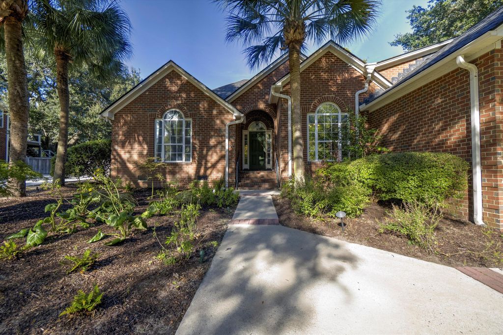 Photo of 626 Hidden Blvd Boulevard, Mount Pleasant, SC 29464 (MLS # 25029907)