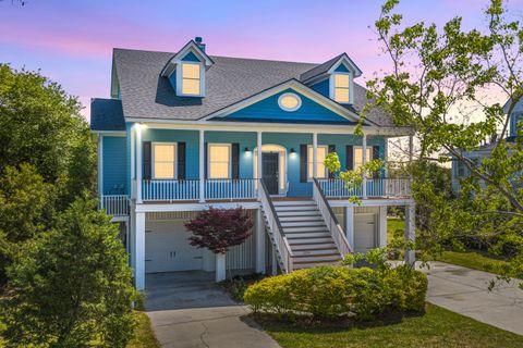 Photo of 1534 Fiddlers Marsh Drive, Mount Pleasant, SC 29464 (MLS # 26010126)