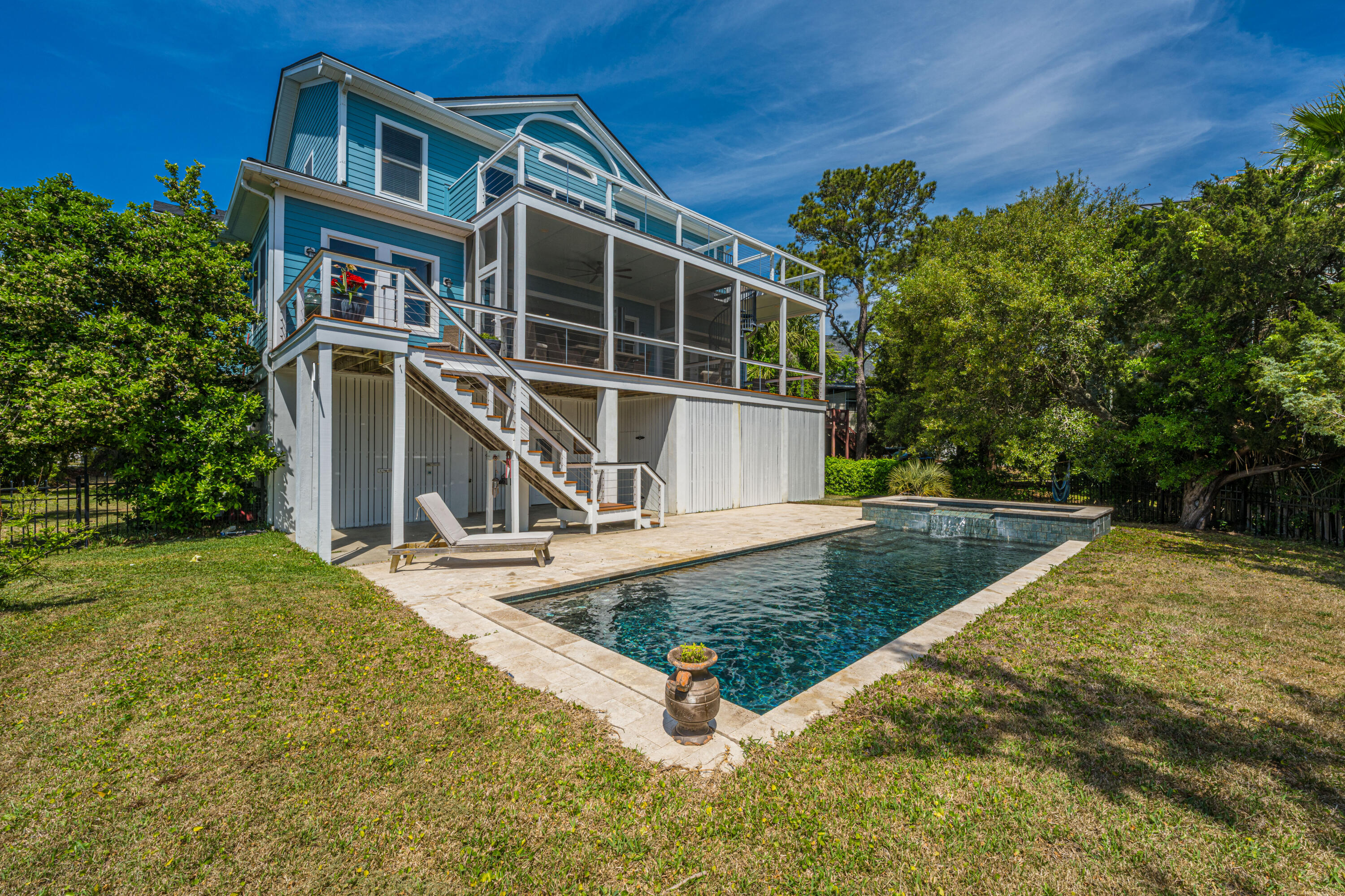 1534 Fiddlers Marsh Drive