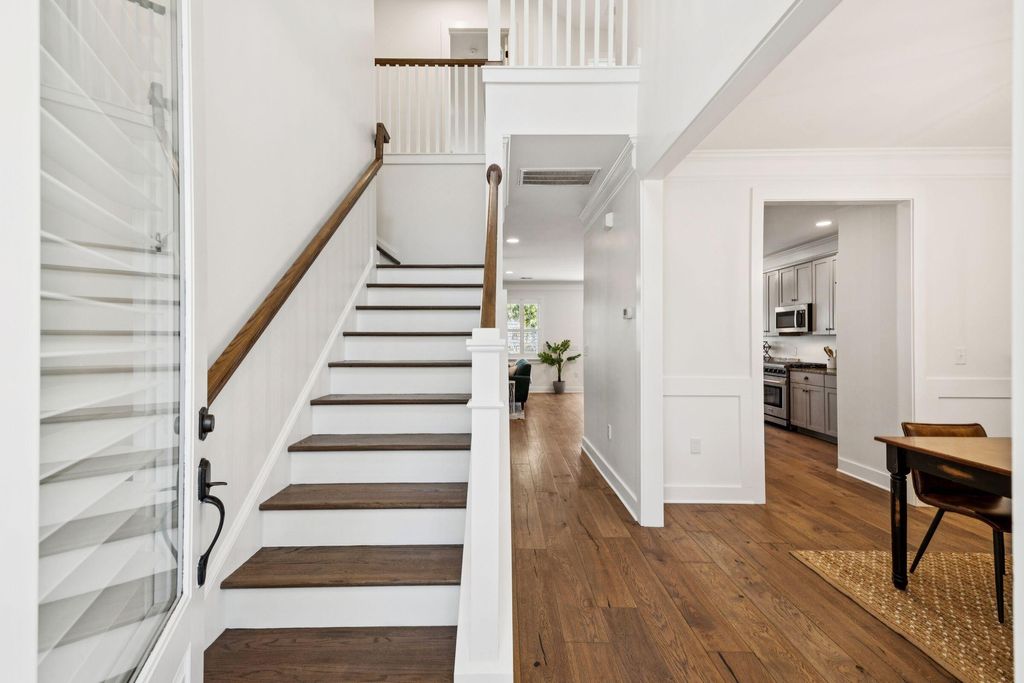 Photo of 976 Mcelveen Street, Charleston, SC 29412 (MLS # 26005624)