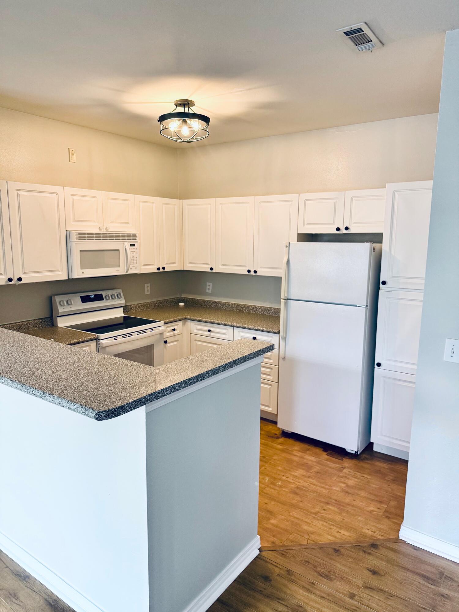 130 River Landing Drive 9202