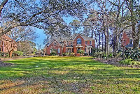 A home in North Charleston