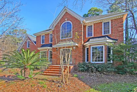 A home in North Charleston