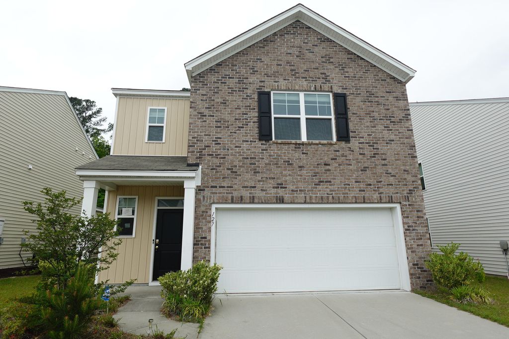 Photo of 127 Blossom Wood Lane, Summerville, SC 29486 (MLS # 26012738)