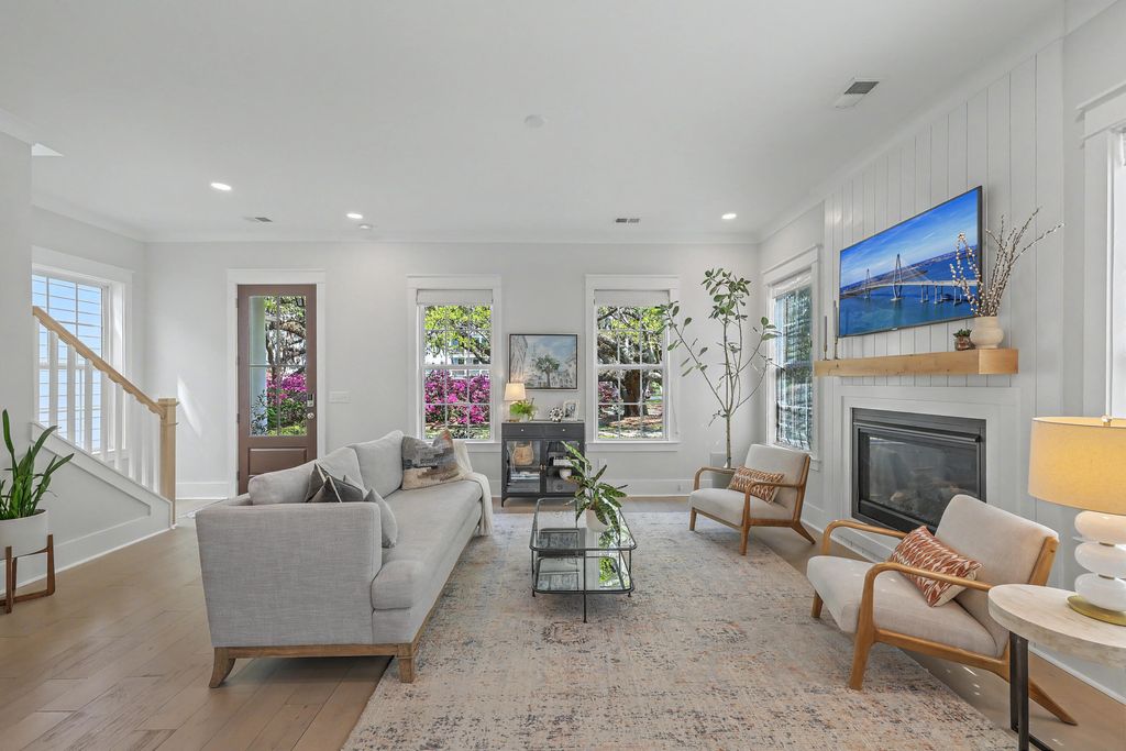 Photo of 1034 Avenue Of Oaks, Charleston, SC 29407 (MLS # 26008550)