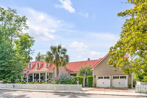 A home in Mount Pleasant