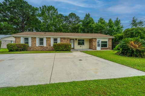 Photo of 2003 Savage Road, Charleston, SC 29407 (MLS # 25015737)