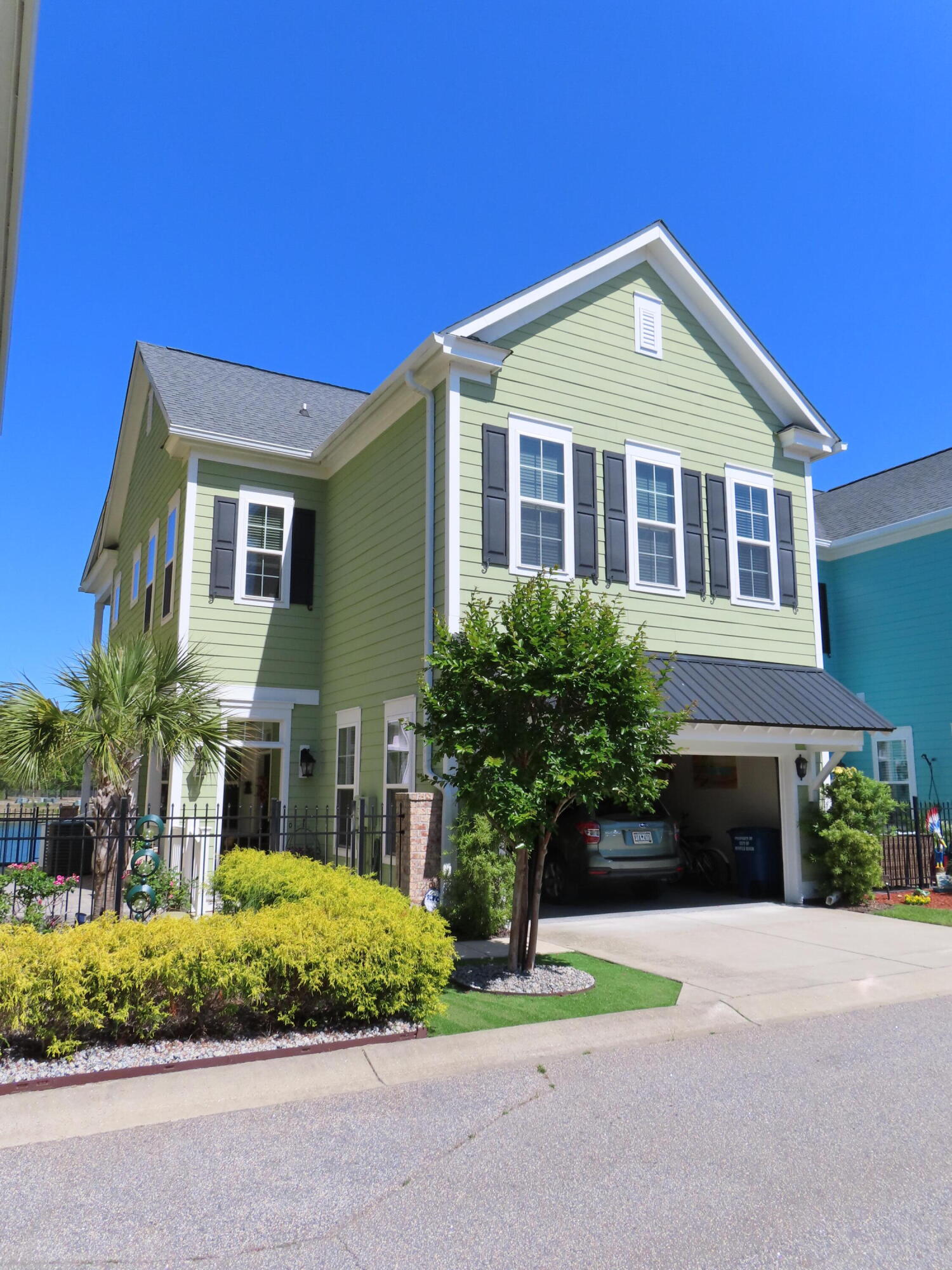 800 Curtis Brown Lane
