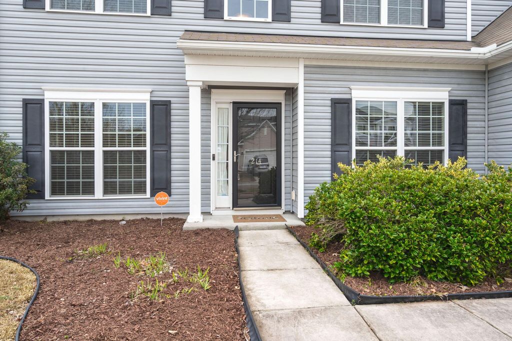 Photo of 214 Mayfield Drive, Goose Creek, SC 29445 (MLS # 26005042)