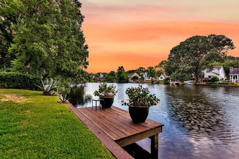 Photo of 721 Lake Frances Drive, Charleston, SC 29412 (MLS # 25017883)