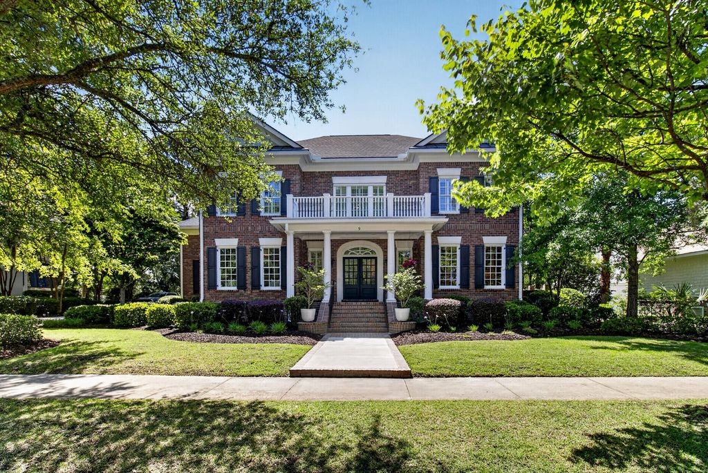 Photo of 9 Watroo Point, Charleston, SC 29492 (MLS # 26013452)