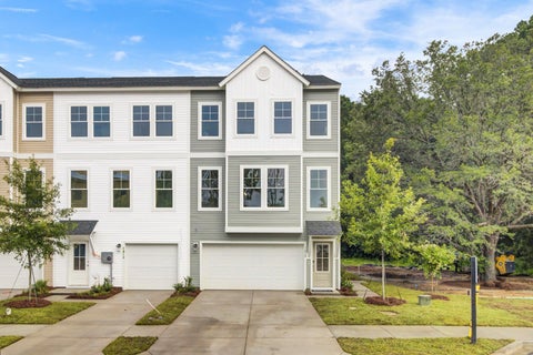 Photo of 136 Fernbank Road, Johns Island, SC 29455 (MLS # 26021187)