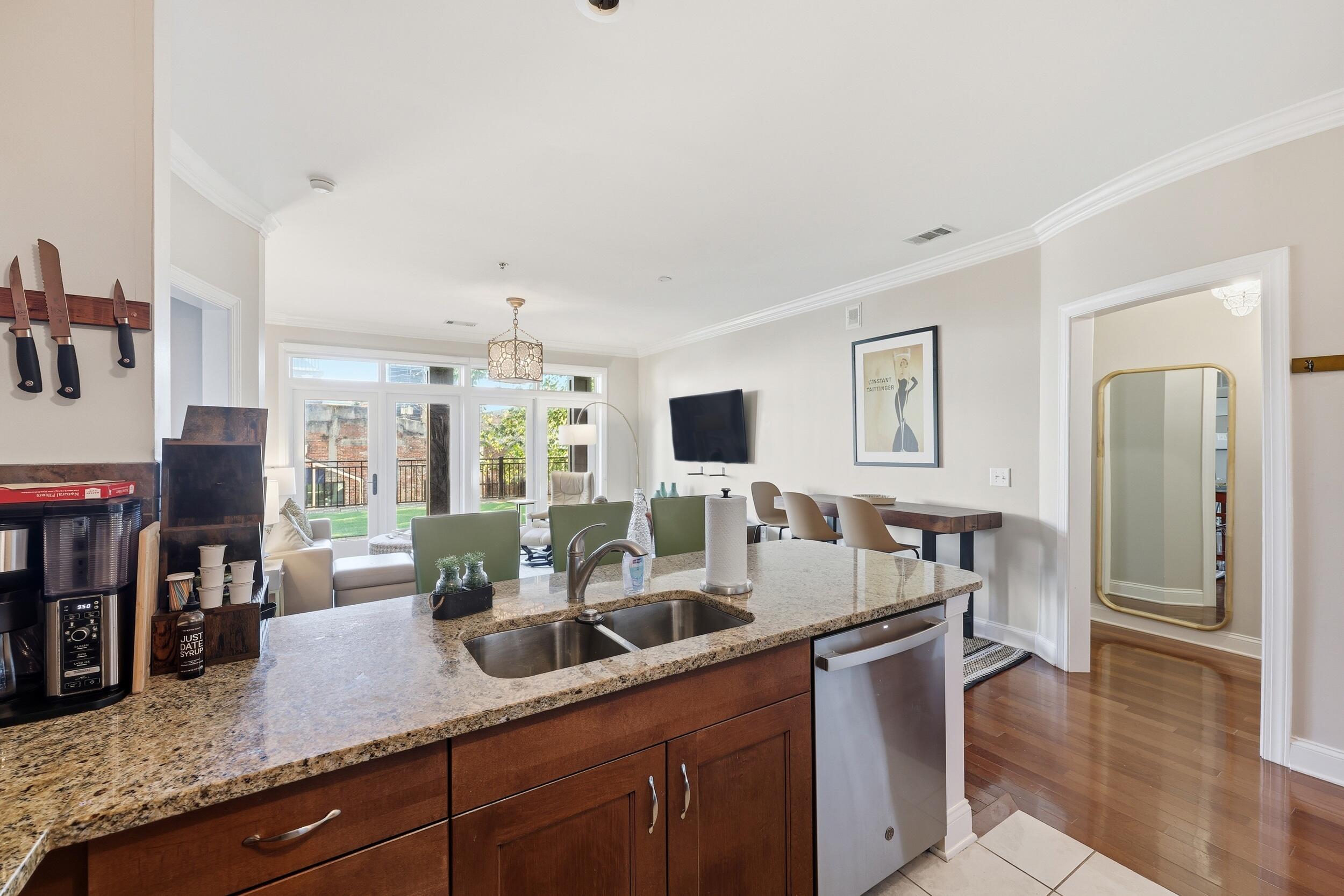 21 George Street 111