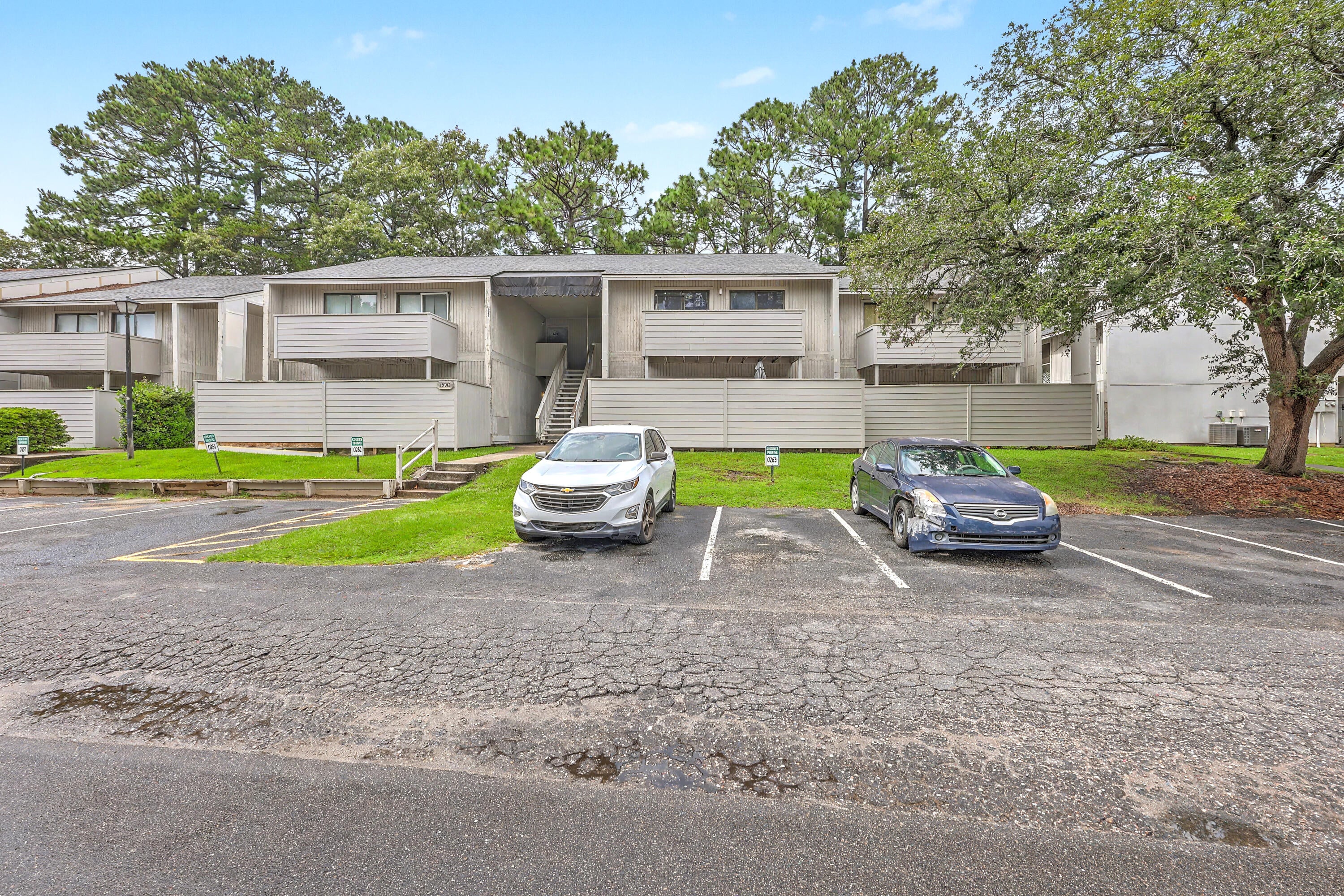806 Greenmeadow Drive