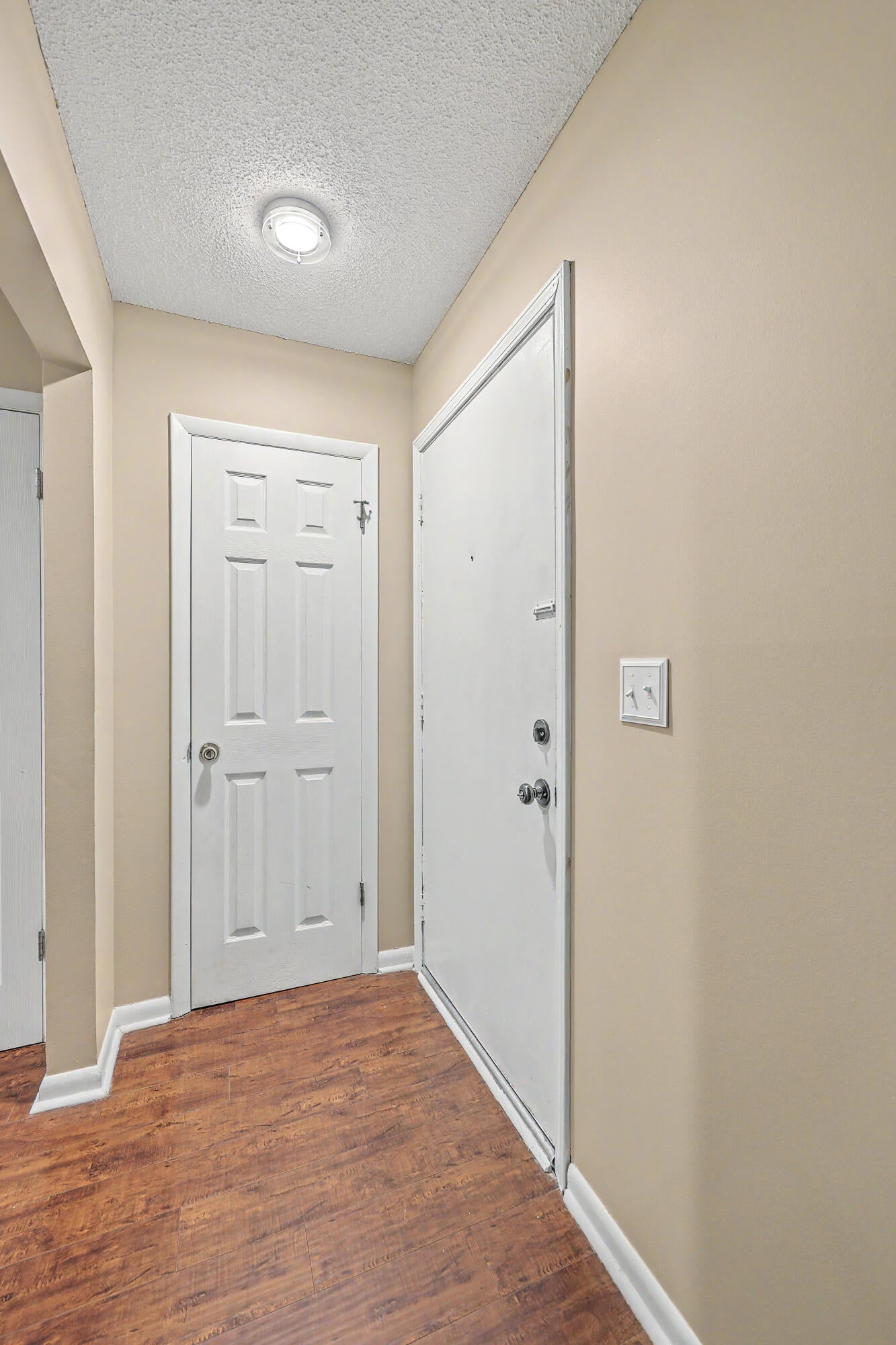 806 Greenmeadow Drive
