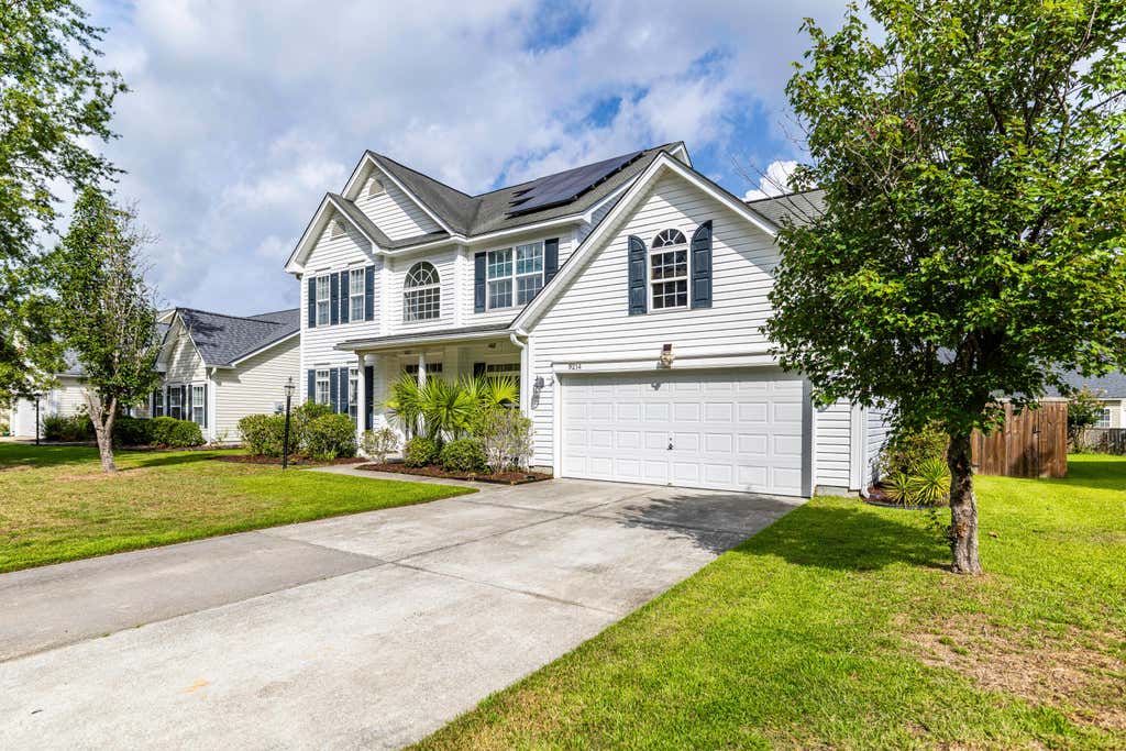 Photo of 9214 Markleys Grove Boulevard, Summerville, SC 29485 (MLS # 26021168)