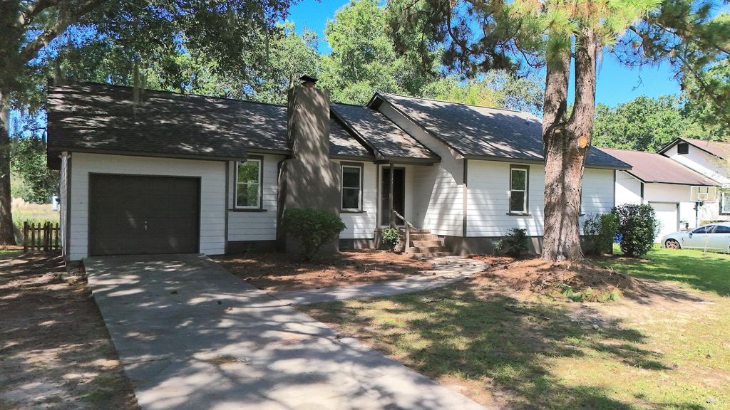 Photo of 743 Longbranch Drive, Charleston, SC 29414 (MLS # 25026423)