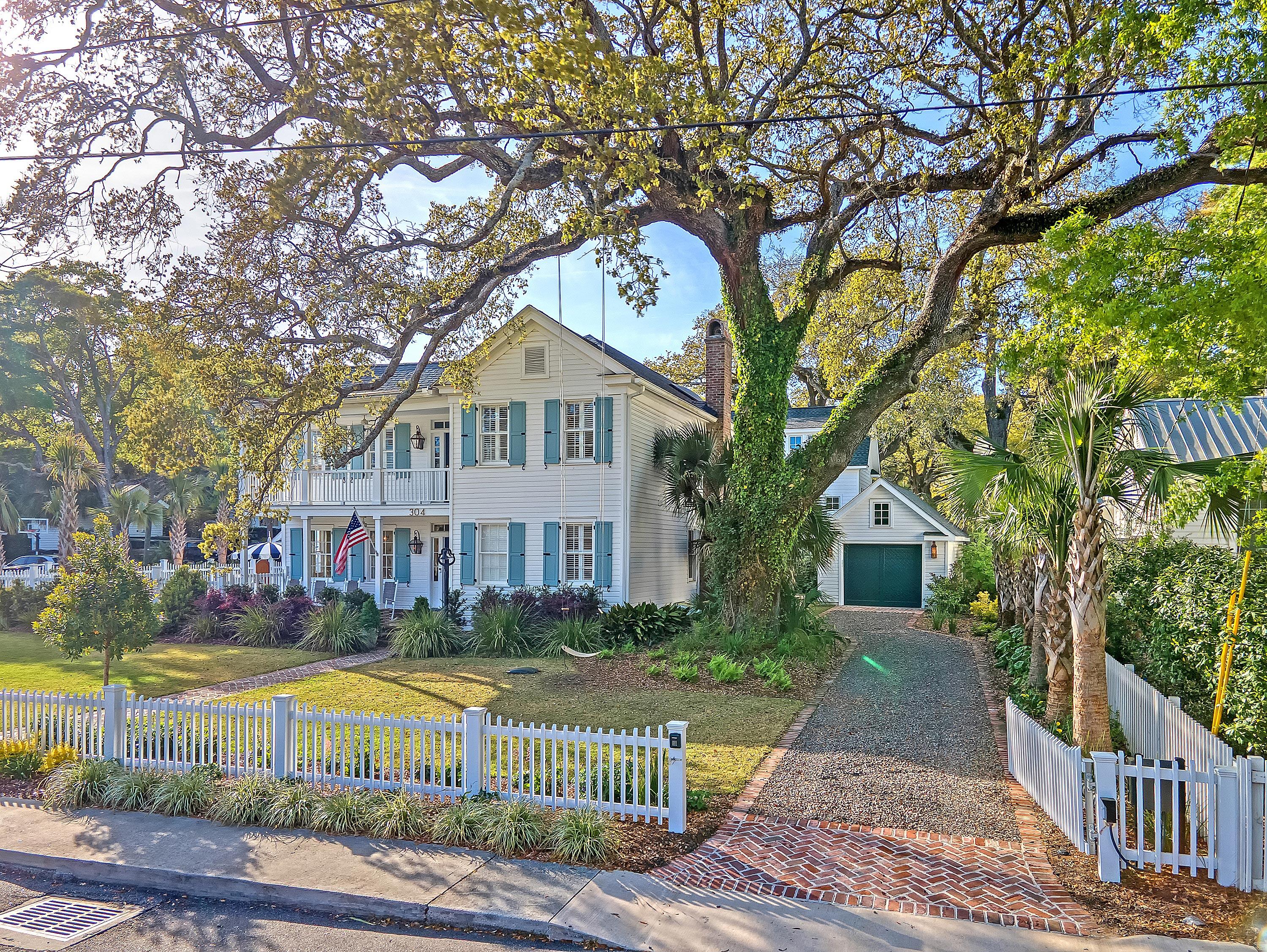 304 Bank Street