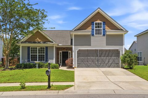 Photo of 168 Gaslight Boulevard, Summerville, SC 29483 (MLS # 26013507)