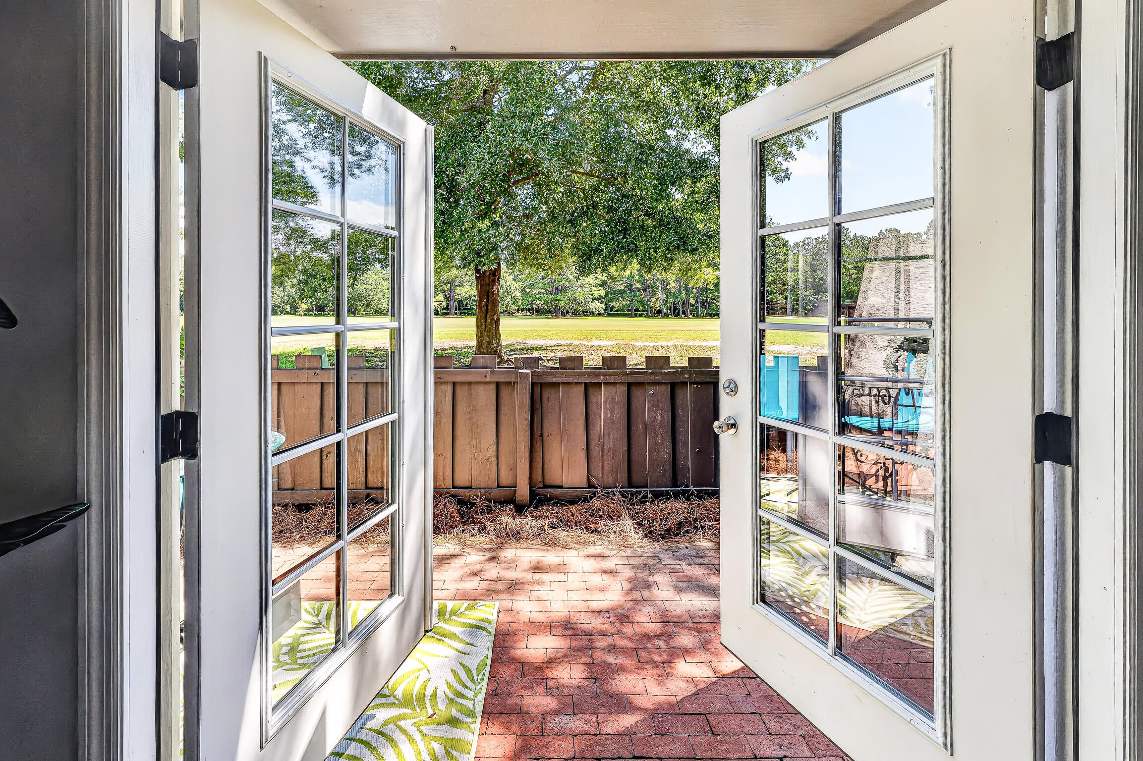 107 Ventura Place