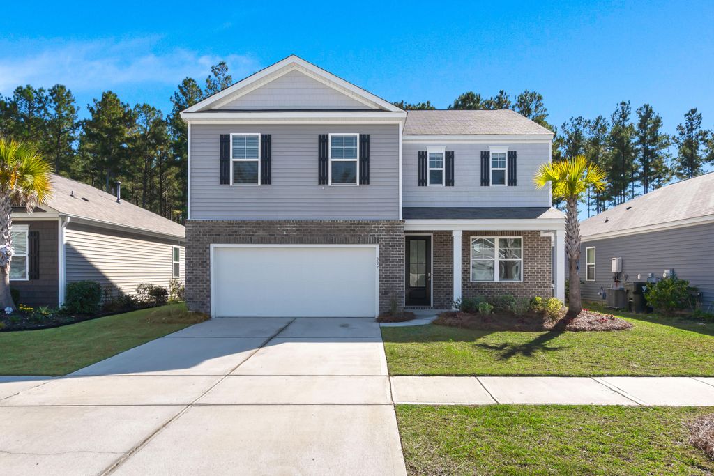 Photo of 337 Bering Lane, Summerville, SC 29486 (MLS # 26007896)