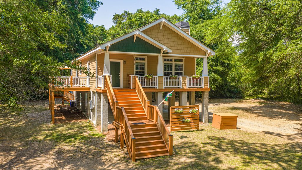 Photo of 7650 Point Of Pines Road, Edisto Island, SC 29438 (MLS # 26011998)