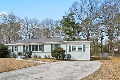 A home in Goose Creek