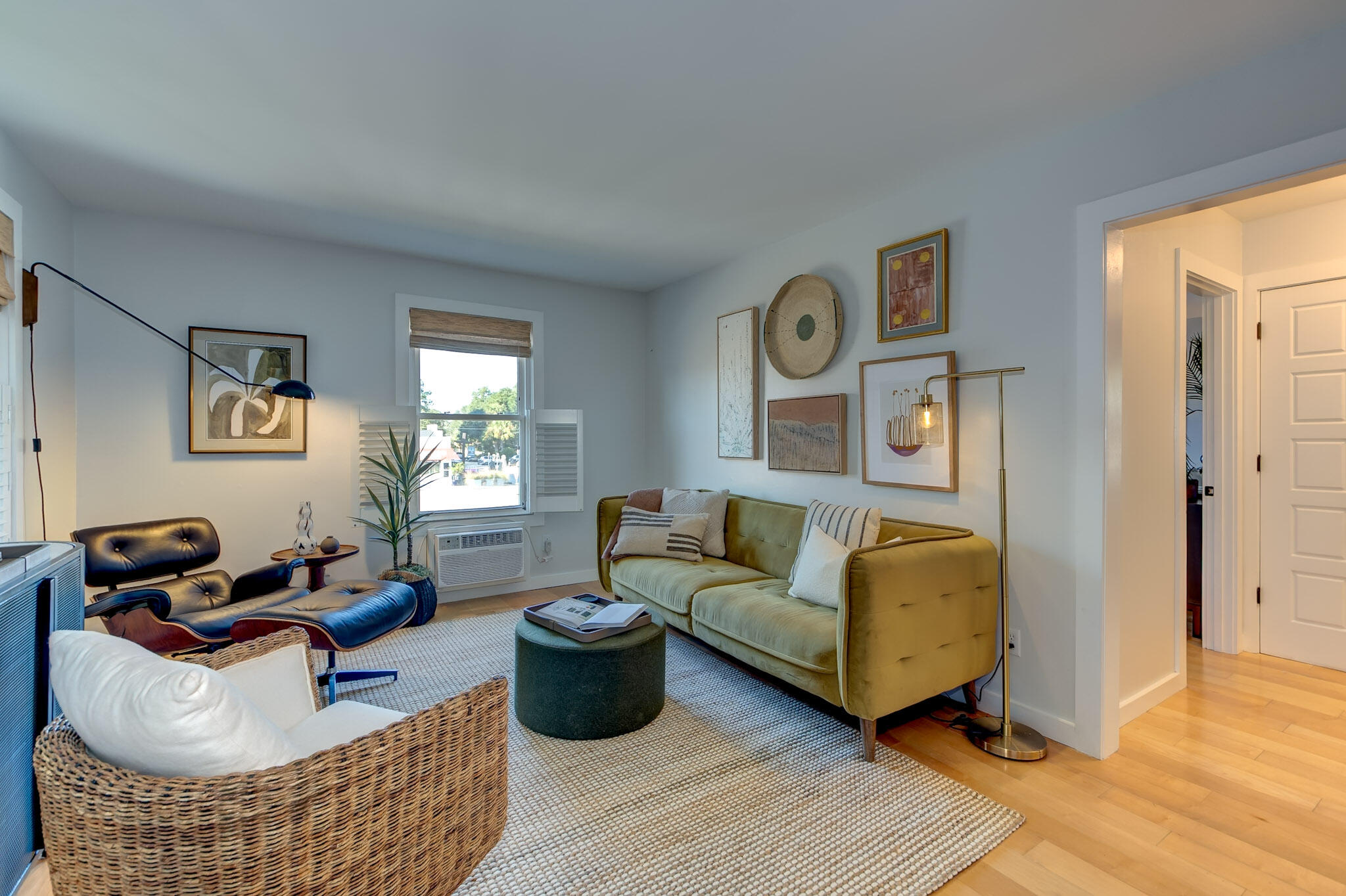 2057 Middle Street 11