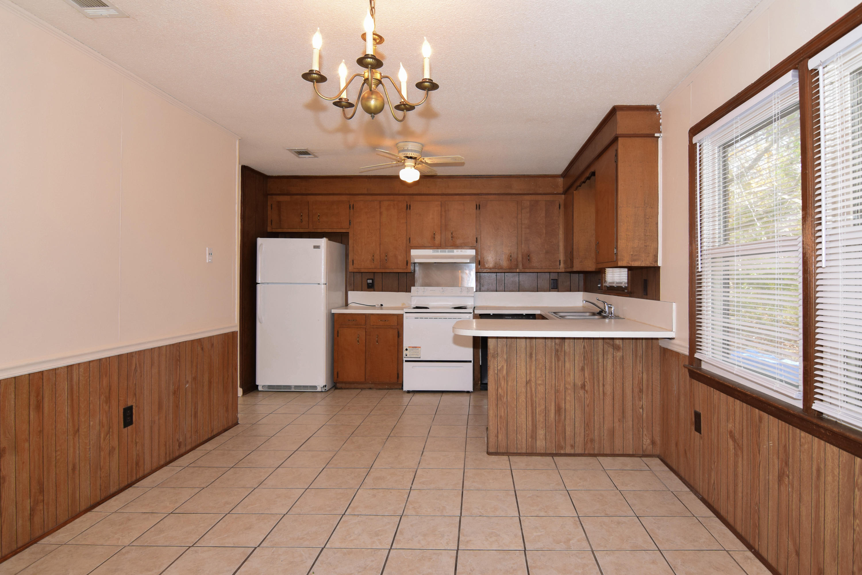4552 Garwood Drive