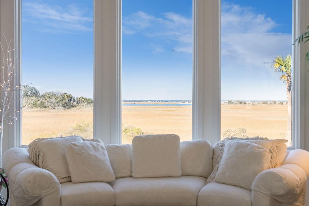 Photo of 10 Waterway Island Drive, Isle of Palms, SC 29451 (MLS # 26000200)