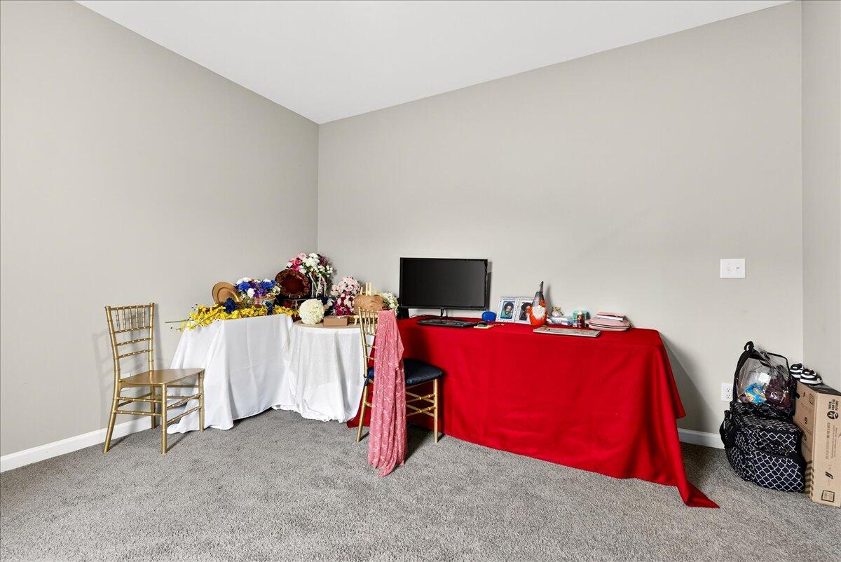 471 Spanish Wells Road