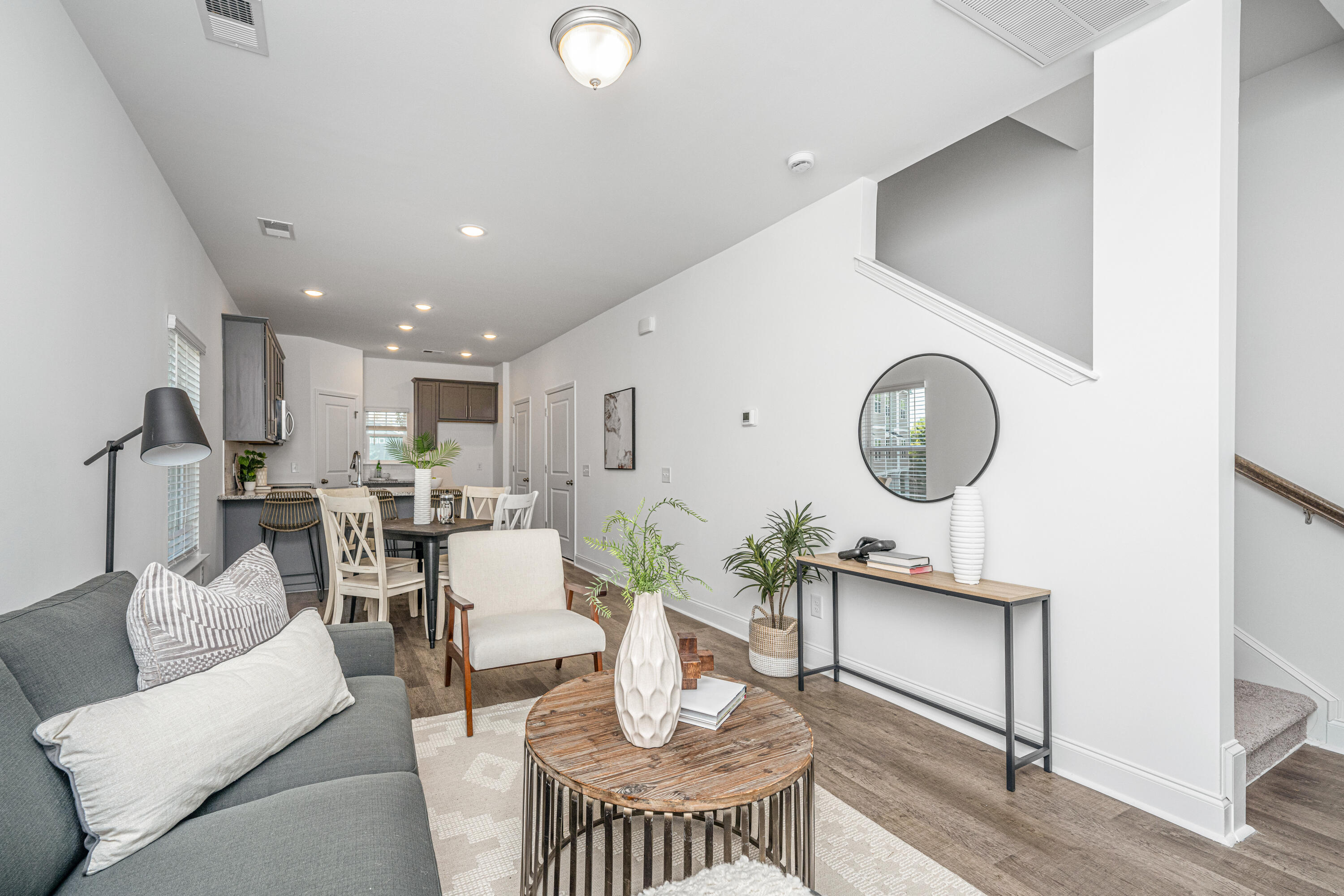 400 Gravy Train Street