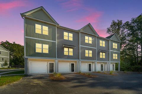 Photo of 400 Gravy Train Street, Charleston, SC 29414 (MLS # 25026990)