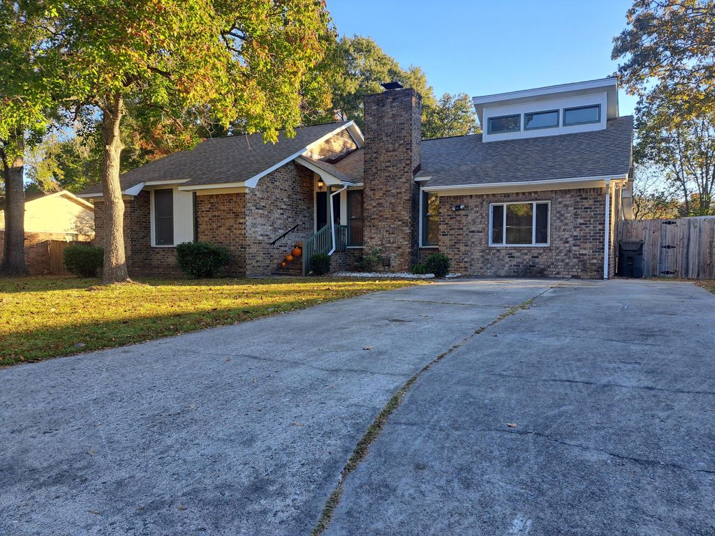 Photo of 8204 Pleasant Ridge Drive, Charleston, SC 29420 (MLS # 25029587)