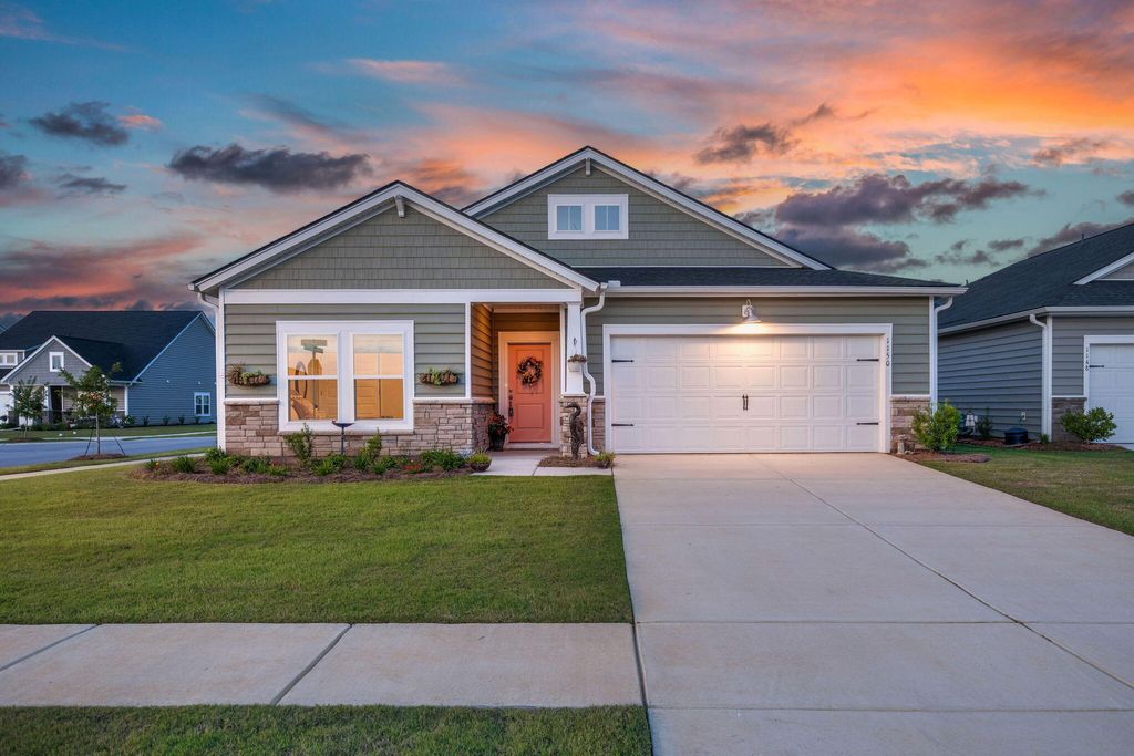 Photo of 1150 Cooper Point Street, Summerville, SC 29485 (MLS # 25015804)