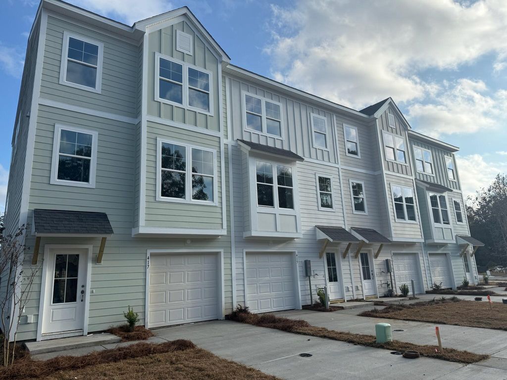 Photo of 415 Caledon Court, Johns Island, SC 29455 (MLS # 25028711)