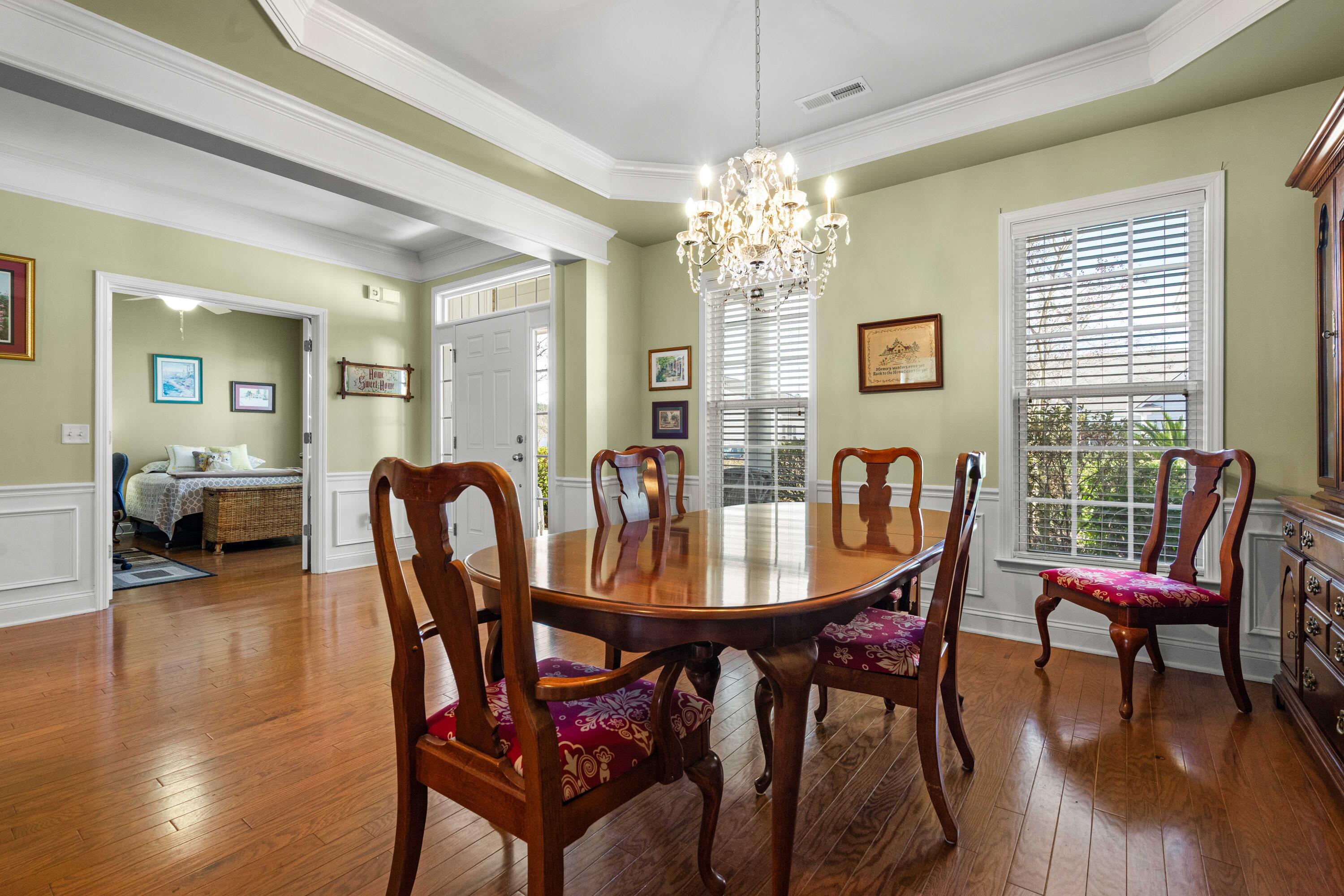 402 Misty Cove Trail