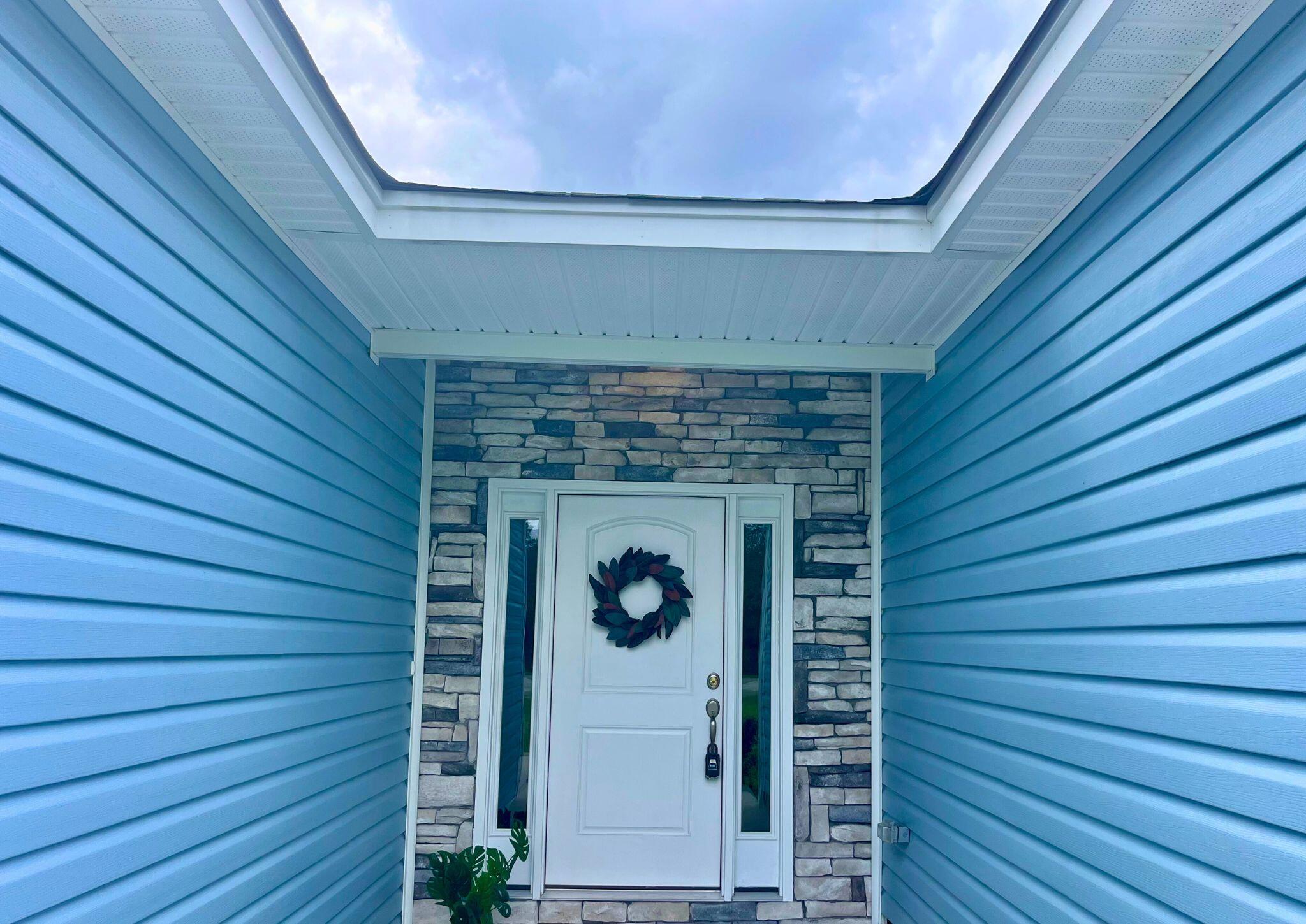 3292 North Highway 52