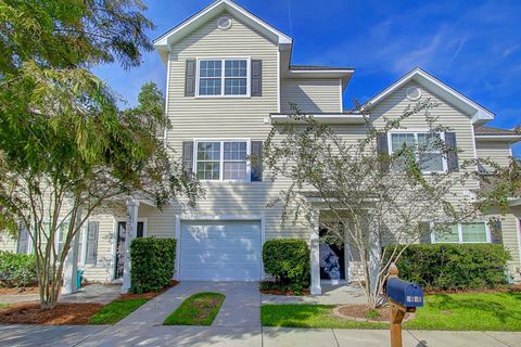 Photo of 4103 Perrine Street, Charleston, SC 29414 (MLS # 26012216)