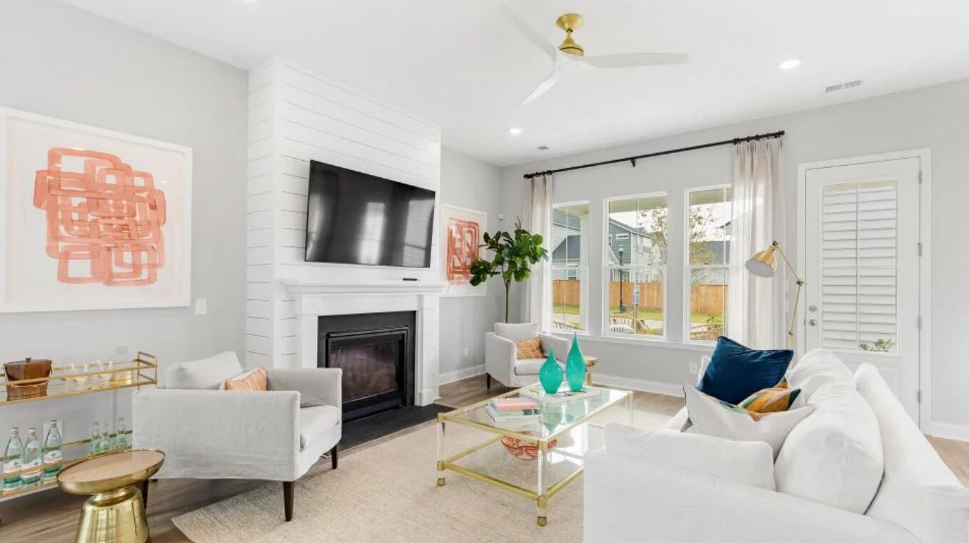 161 Sea Oats Street