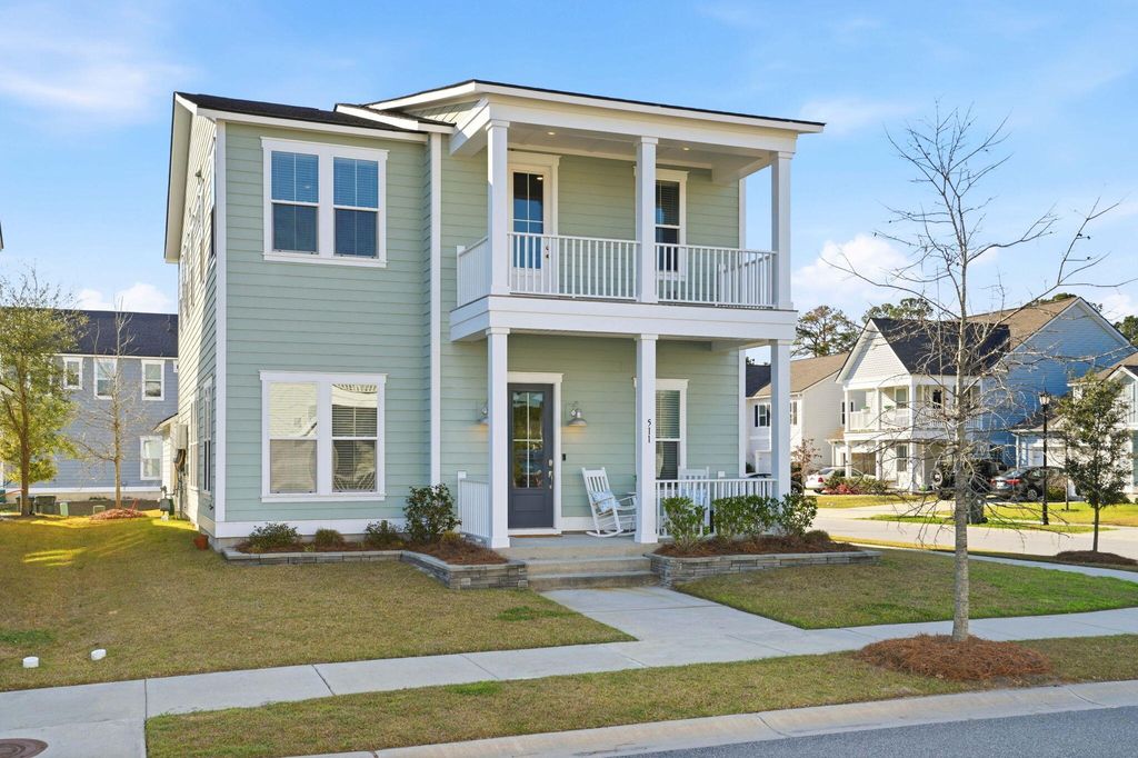 Photo of 511 N Commodore Way, Summerville, SC 29483 (MLS # 26006468)