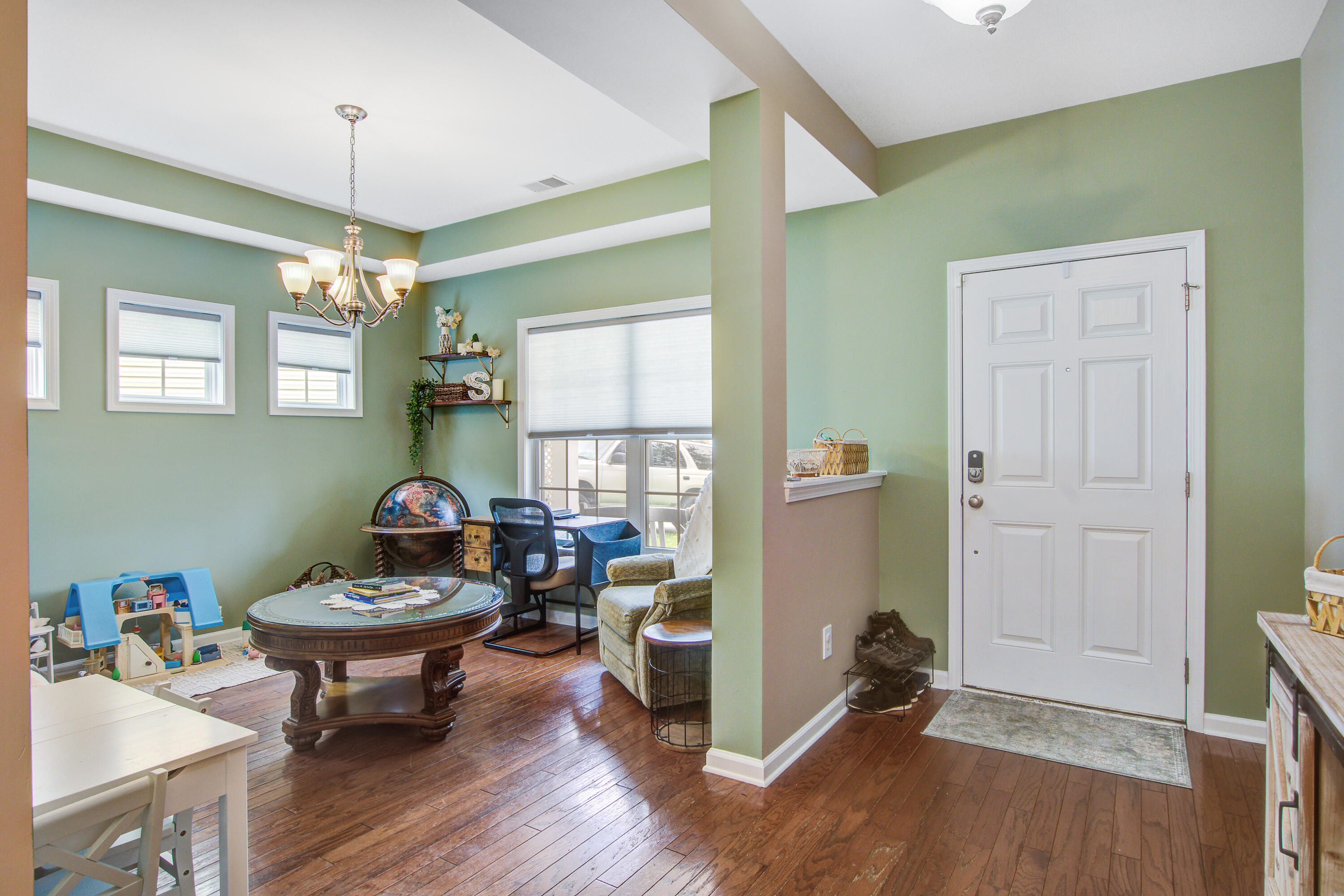 208 Willet Drive