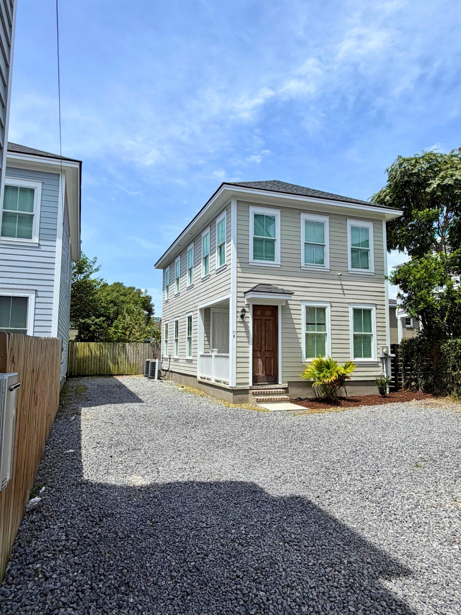 11 Hanover Street A,B